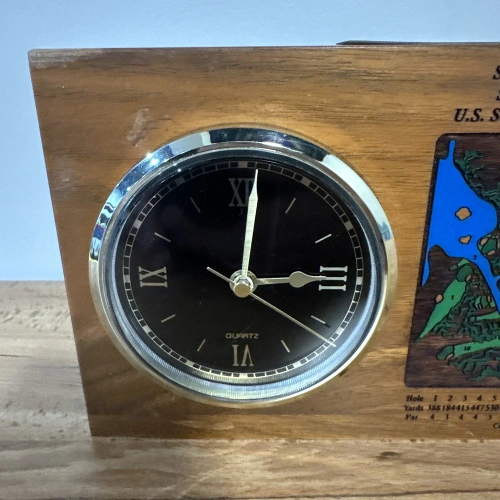Medinah Country Club US Open Golf Course Quartz Clock Desk Plaque Map Illinois